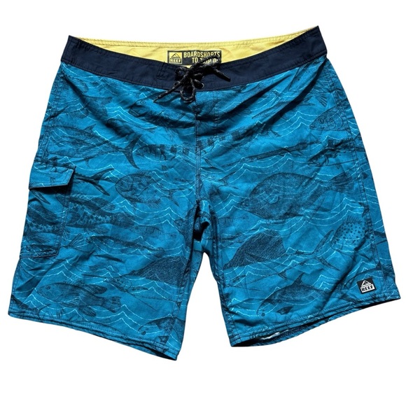 REEF Men's Blue 10” Ocean Fish Print Board Shorts Size 36 Summer Casual Beach - Picture 1 of 6